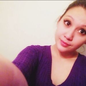 Meet your Posher, Desiree